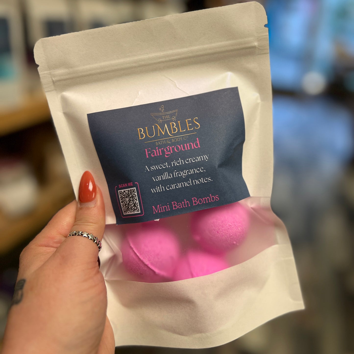 bright pink bath bombs 5 minis per bag