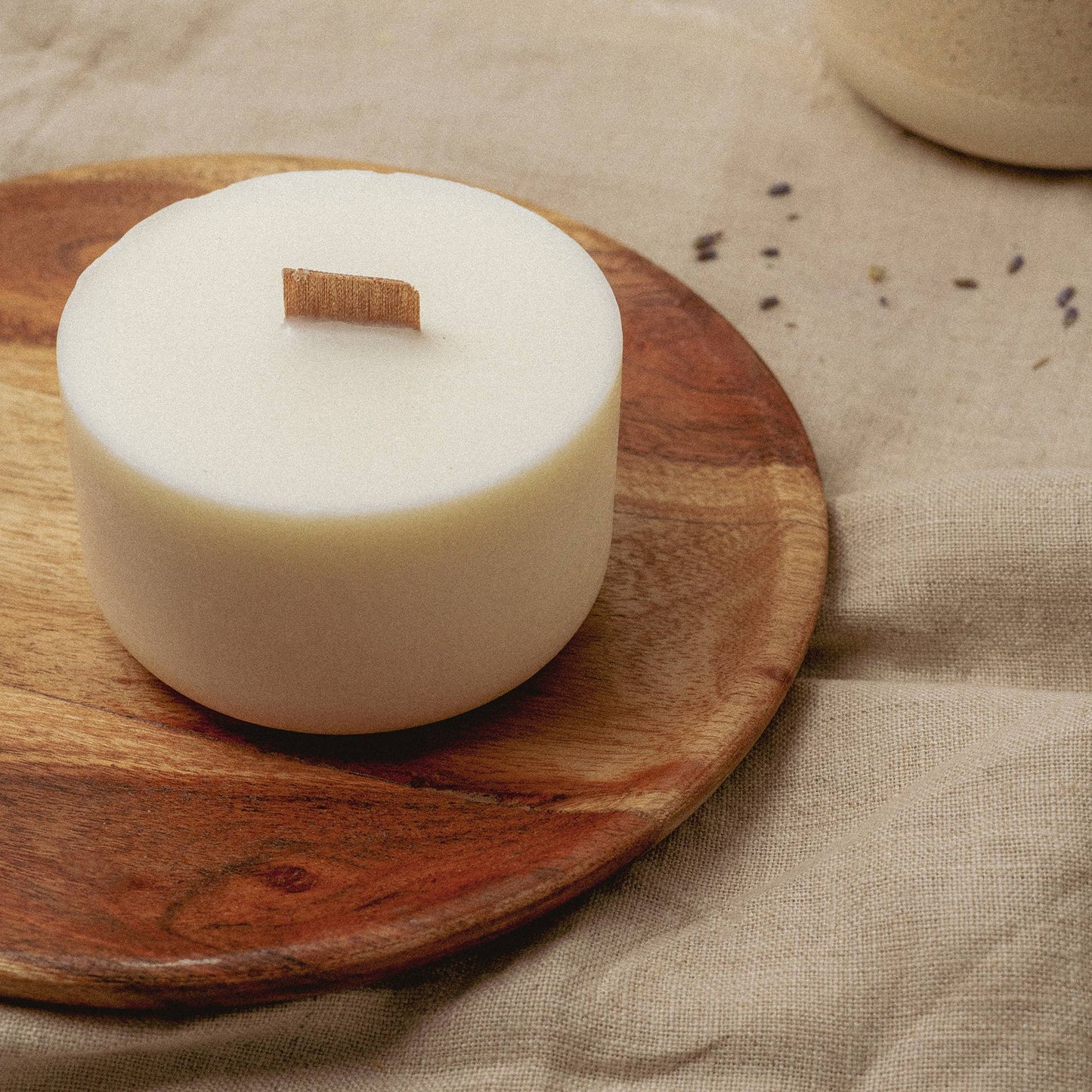 Black Plum & Rhubarb Candle Refill